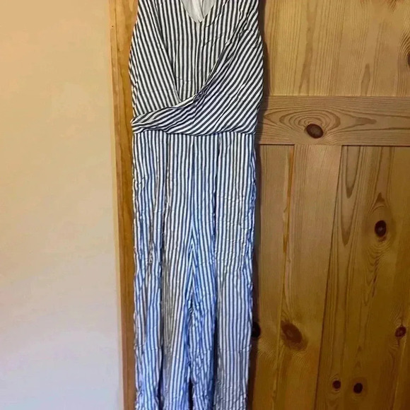 Women’s Stripped One Piece Sinched Waist Romper Size XS - Picture 4 of 8